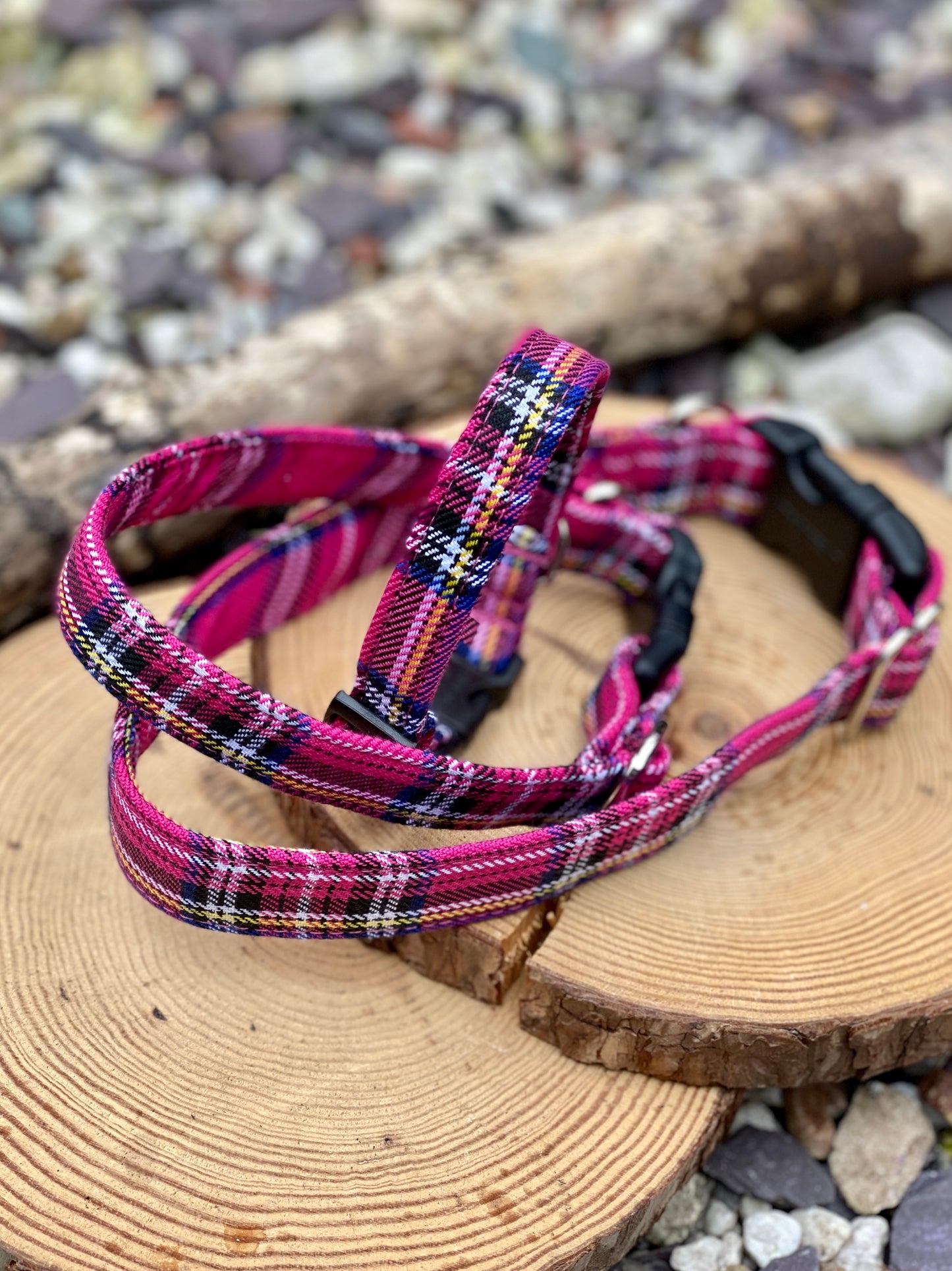 Bright Pink Tartan dog collar
