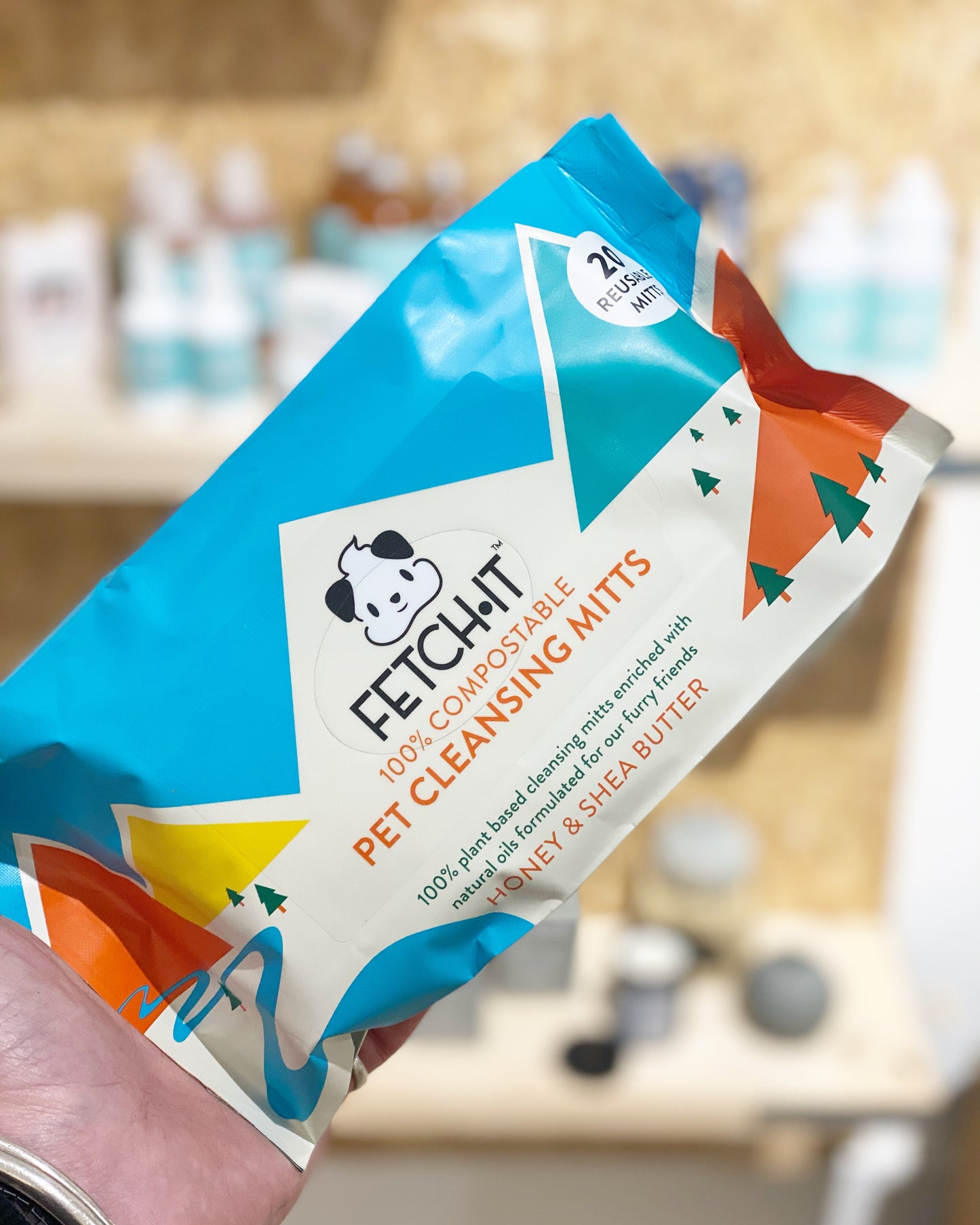 Eco friendly pet cleansing mits