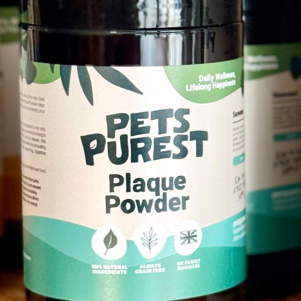Container of Pets Purest Plaque Powder with a focus on the label.