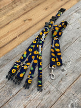 Load image into Gallery viewer, Pineapple fun collars &amp; lead